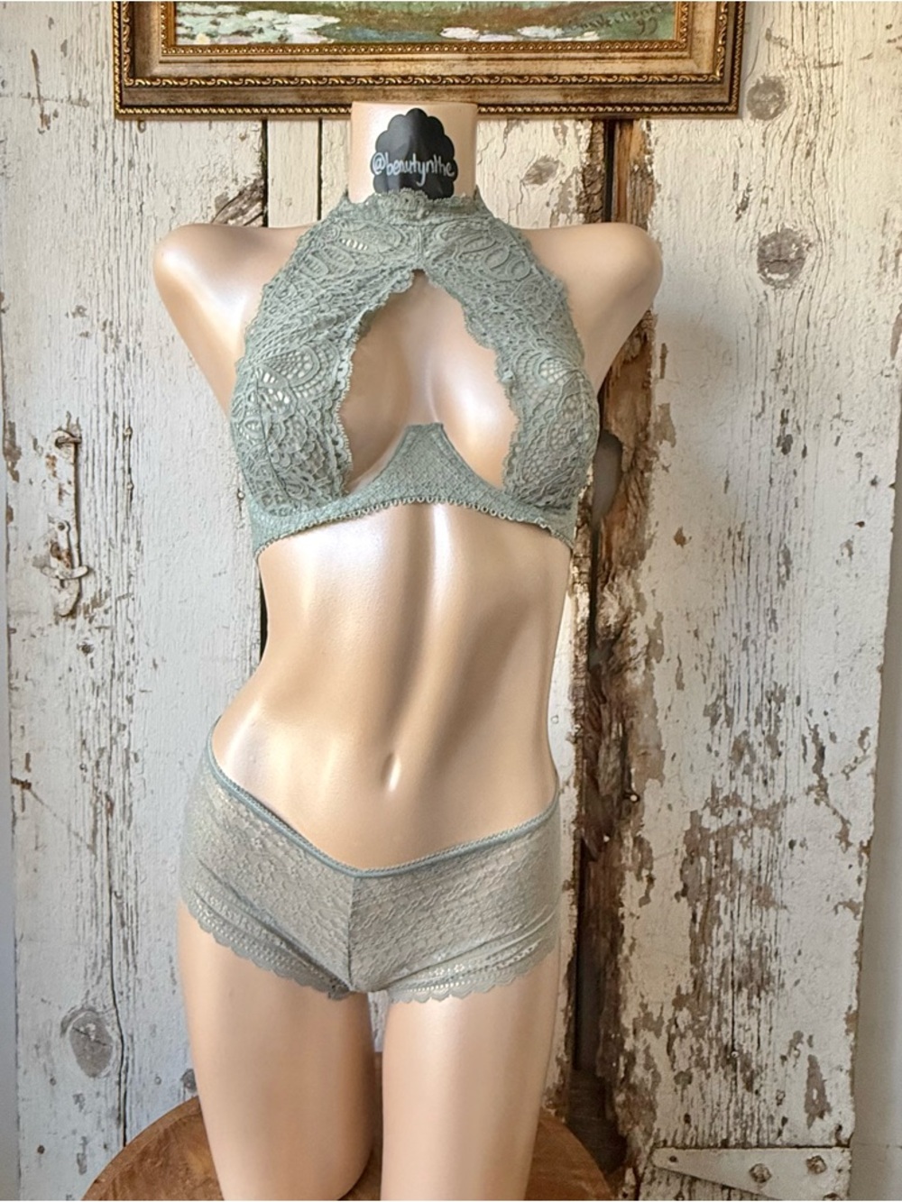 Victoria secret dream angels unlined demi in sage cut out 32DD w/matching panty